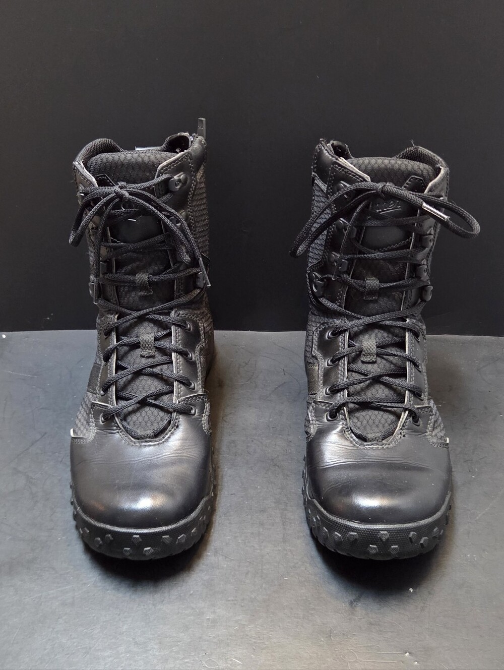 Danner Scorch Side-Zip 8" Black Hot Boots Men's SIZE 1 25732 Tactical EUC. 0238.
